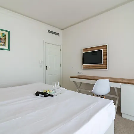 Hvd Nympha (adults Only) Station touristique 4*