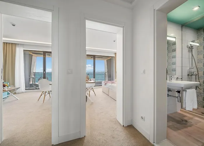 Hvd Nympha (adults Only) 4*