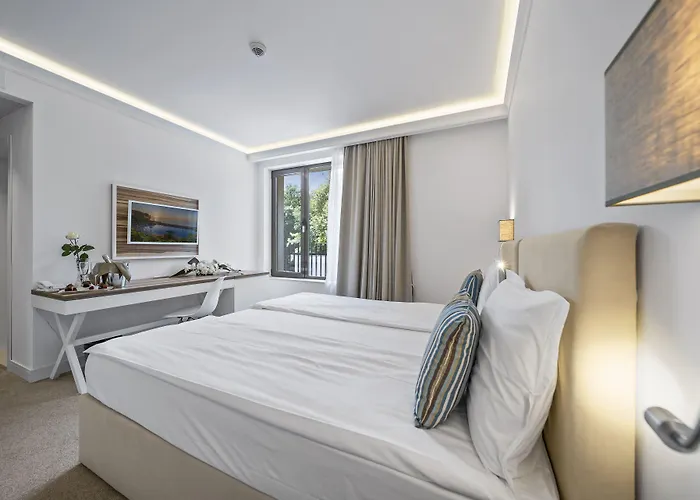 Hvd Nympha (adults Only) Resort 4*